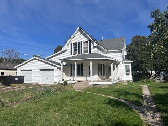 Foto principal - 211 East St N