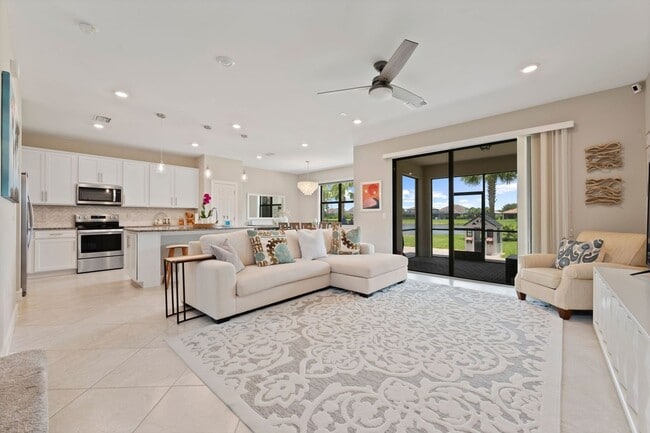 Building Photo - Spacious 3BR House in Fort Myers