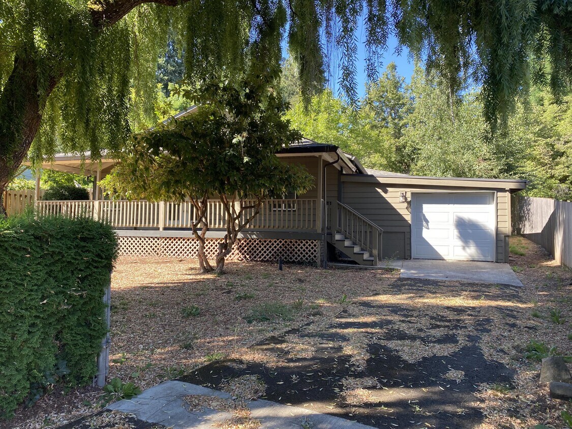 Foto principal - 1420 Dollar St