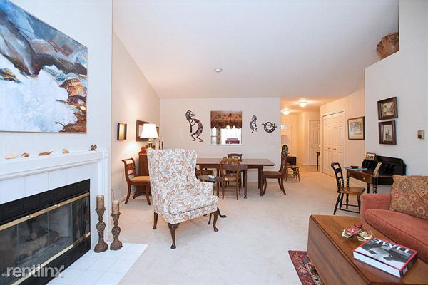 Foto del edificio - 103 Chauncey Ct