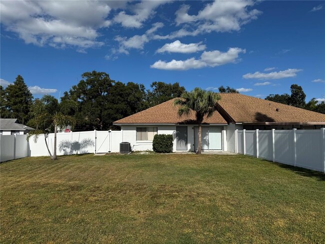 Building Photo - 3433 Laurel Dale Dr