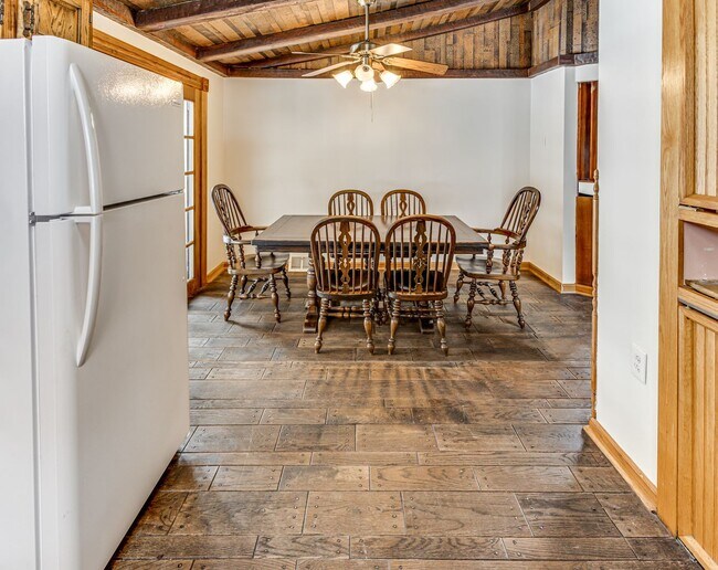 Foto del edificio - FULLY UPDATED 3 BEDROOM IN BALDWIN!! AVAIL...