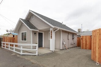Building Photo - 62 Woodworth Ave