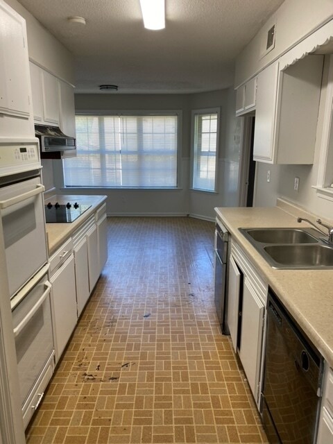 Foto del edificio - 2768 Welchlawn Cove