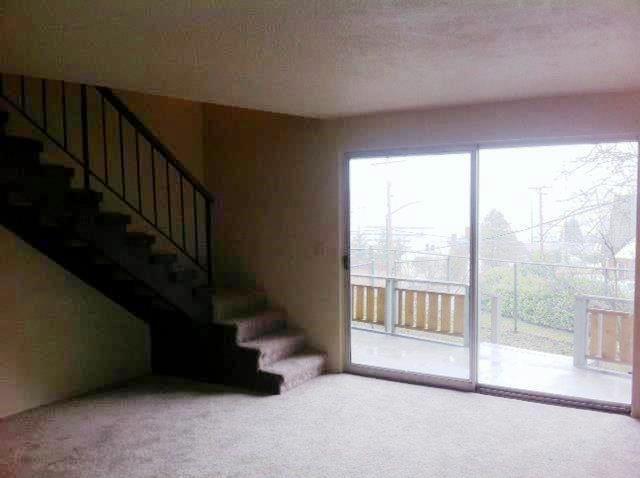 Foto del edificio - Bremerton Area Duplex