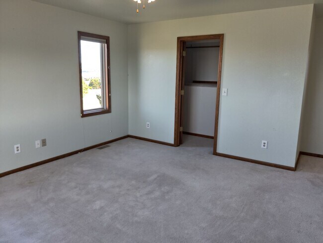 Building Photo - Stunning 3 Bed Home in Woodmoor!