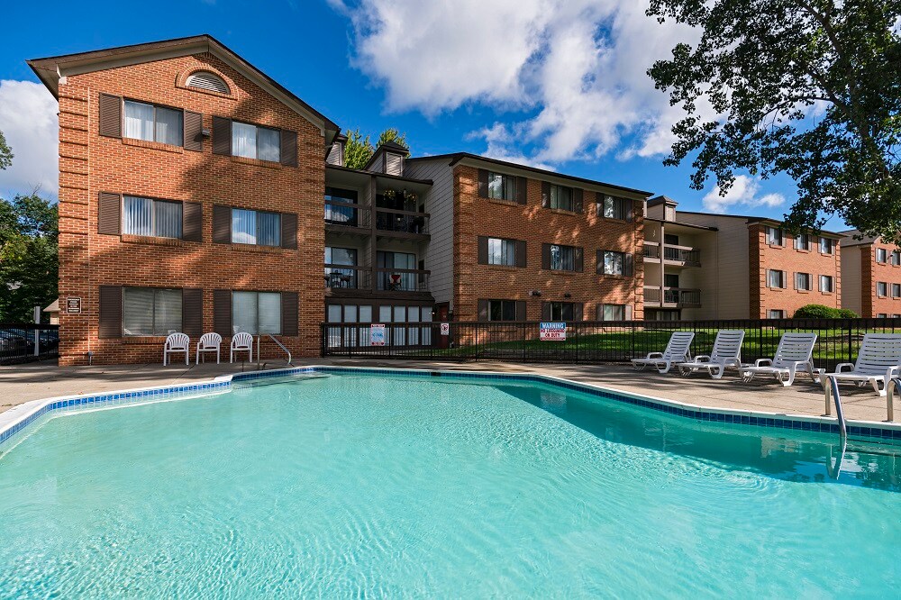 Weathervane Apartments (New Owner & Manager) Apartments in Clinton Township, MI