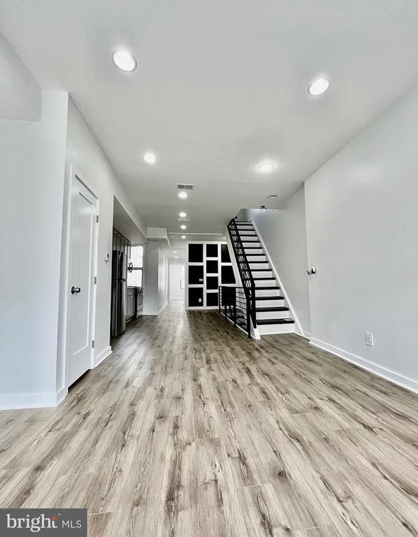 Foto del edificio - 2105 E Huntingdon St