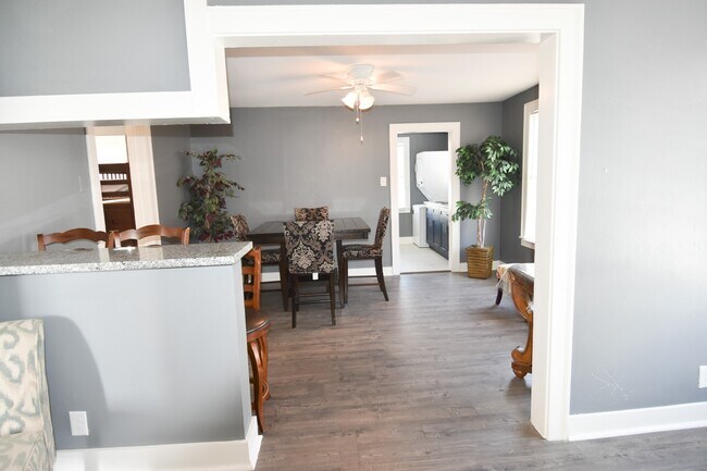 Foto del edificio - 807 7th St