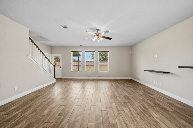 Building Photo - 2415 Cloudy Bay Dr
