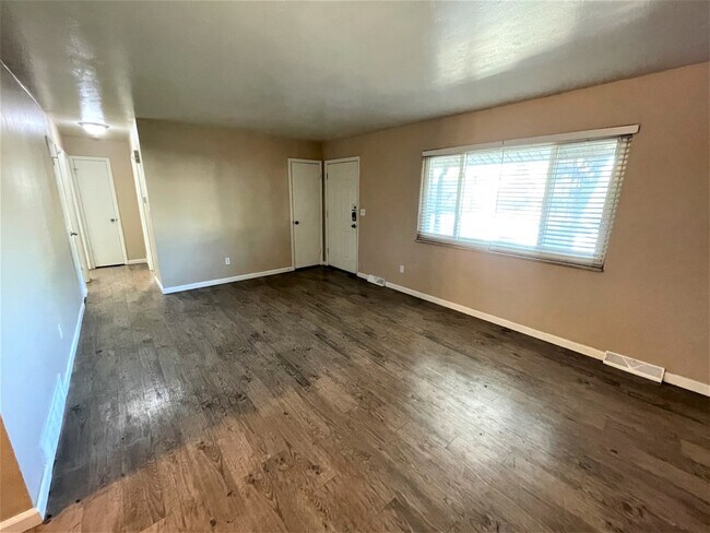 Foto del edificio - 9174 Lander St