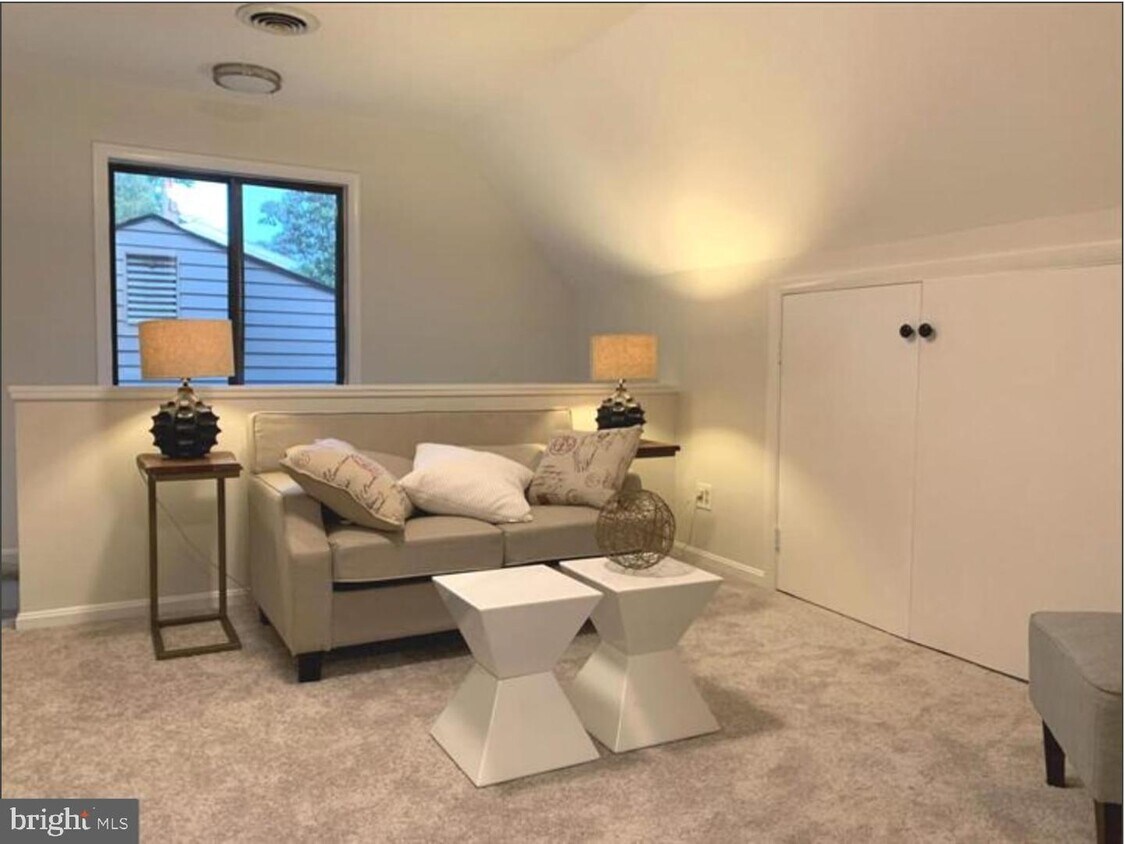 Foto principal - 4507 Cumberland Ave