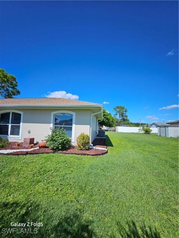 Building Photo - 1642 Cheshire Cir N