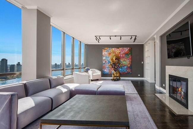 Building Photo - 860 United Nations Plaza