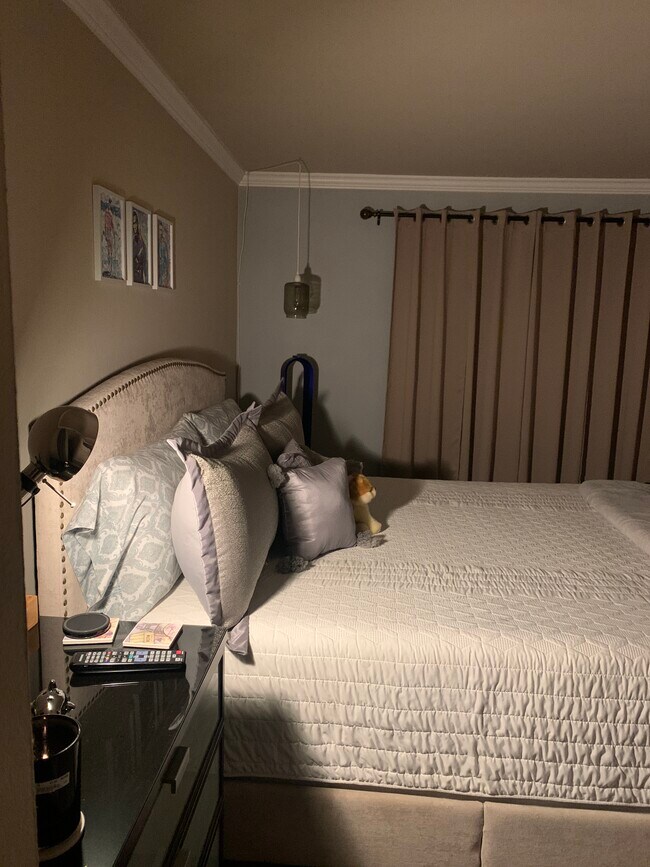 Foto del edificio - 23617 Golden Springs Dr