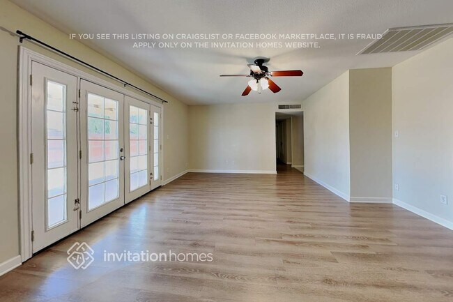 Foto del edificio - 2421 E Sylvia St