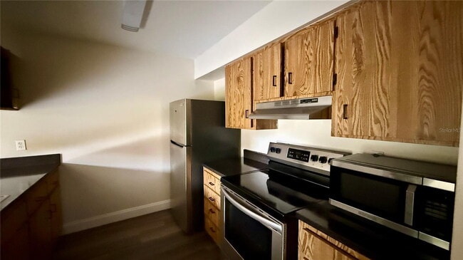 Building Photo - 206 Century Blvd