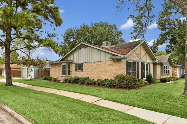 Building Photo - 12322 Nova Ct
