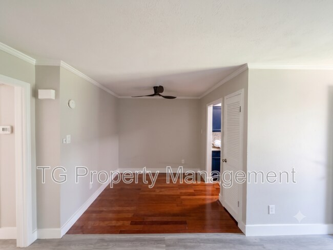 Foto del edificio - 3921 Inwood Rd