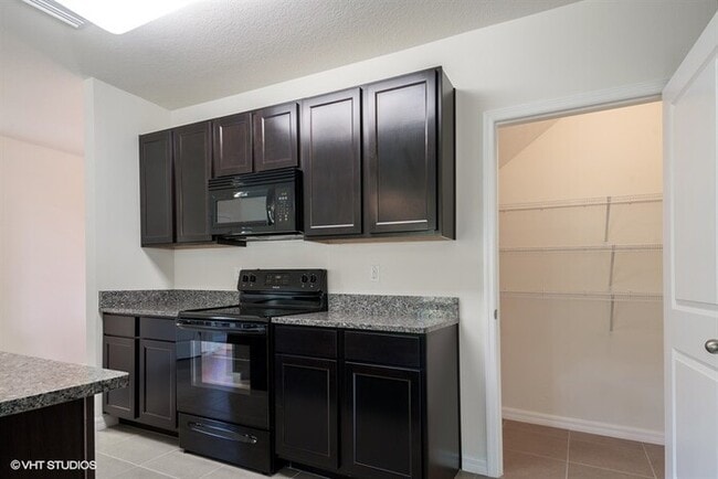 Building Photo - 4 Bed/3 Bath Home in Bradenton in San Lorenzo