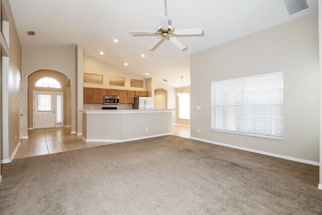 Building Photo - 22650 Hawk Hill Loop