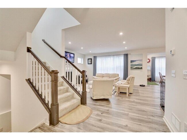Foto del edificio - 171 Maple Terrace