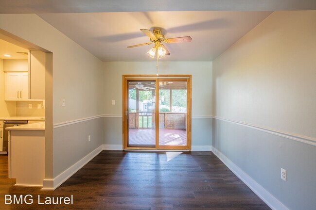 Building Photo - 3 br, 2.5 bath House - 6059 Claire Dr