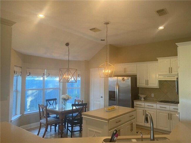 Building Photo - 2437 Arbor Dr