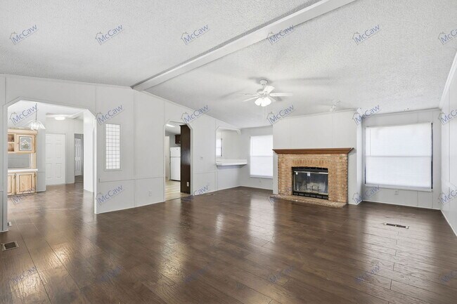 Foto del edificio - 13665 FM2331