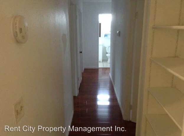 Foto del edificio - 7928 Grandstaff Dr
