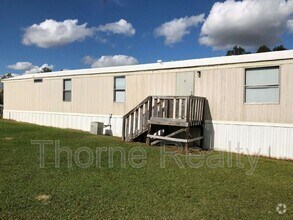 Building Photo - 164 Matts Ln