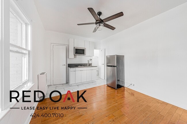 Building Photo - 1616 Normandie Ave