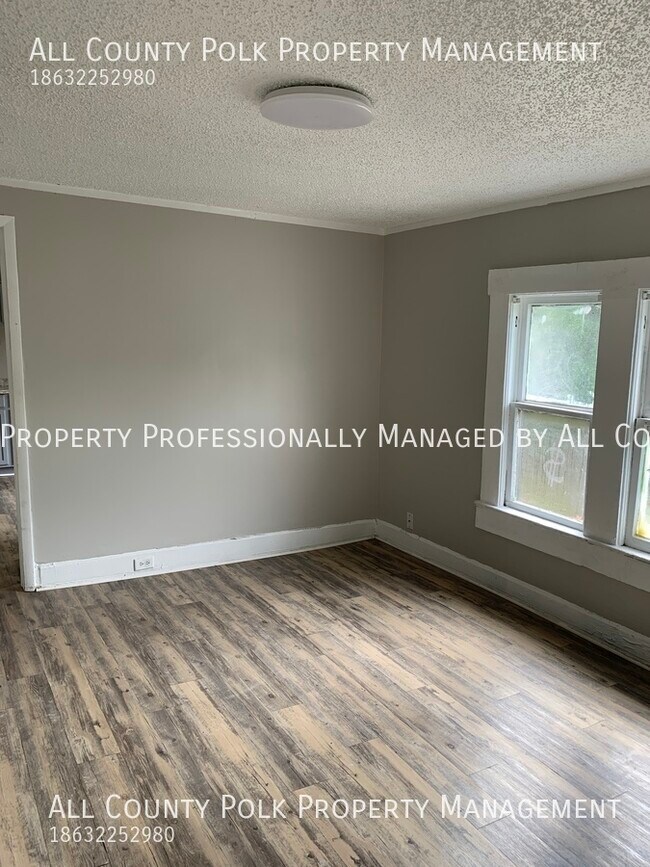 Building Photo - Great 2 Bedroom in Lakeland for Rent!