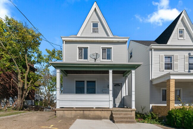 Building Photo - 1043 Mt Oliver St