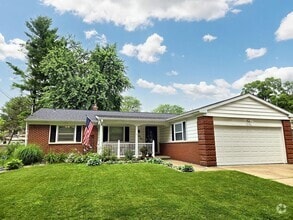 Building Photo - 6016 Avon St