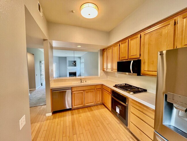 Foto del edificio - SPECTACULAR, ONE OF KIND BRISBANE 3 BED/2 ...