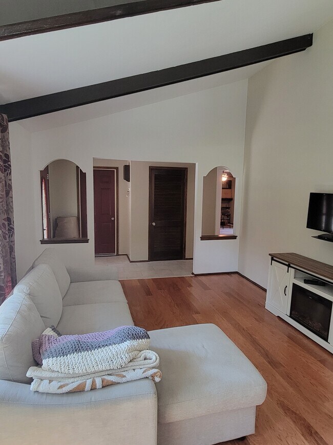 Foto del edificio - 1247 97th Ave