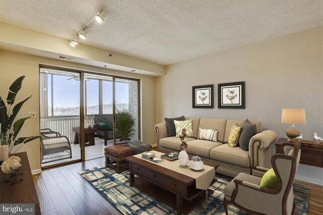 Foto del edificio - 3200 N Leisure World Blvd