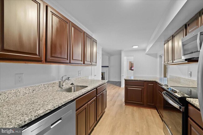 Foto del edificio - 8608 Greeley Blvd