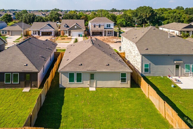 Building Photo - 3407 Brushy Marsh Dr