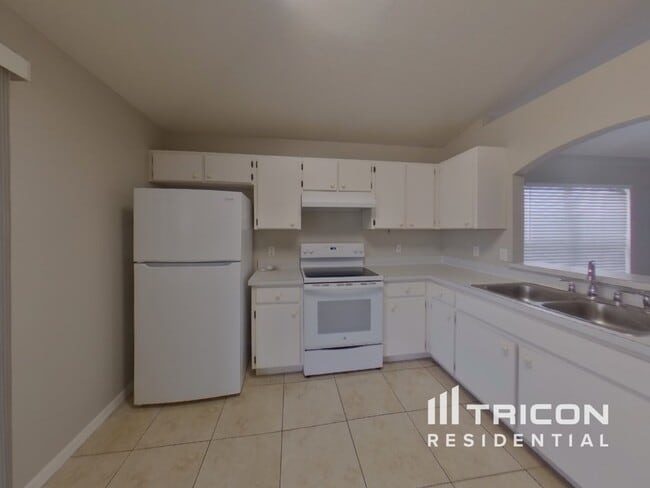 Foto del edificio - 10435 Blackmore Dr