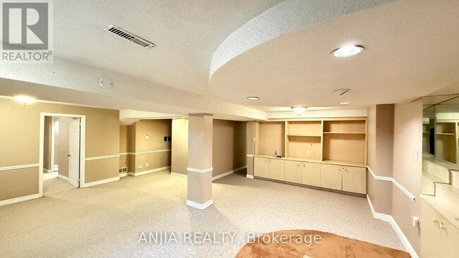 Photo du bâtiment - 1 Brewsland Crescent