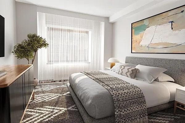 Foto principal - 145 E 81st St