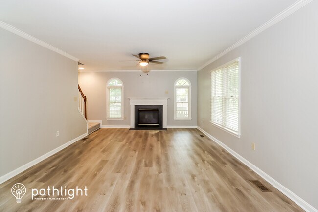 Foto del edificio - 6008 Fox Point Road, Fredericksburg, VA, 2...