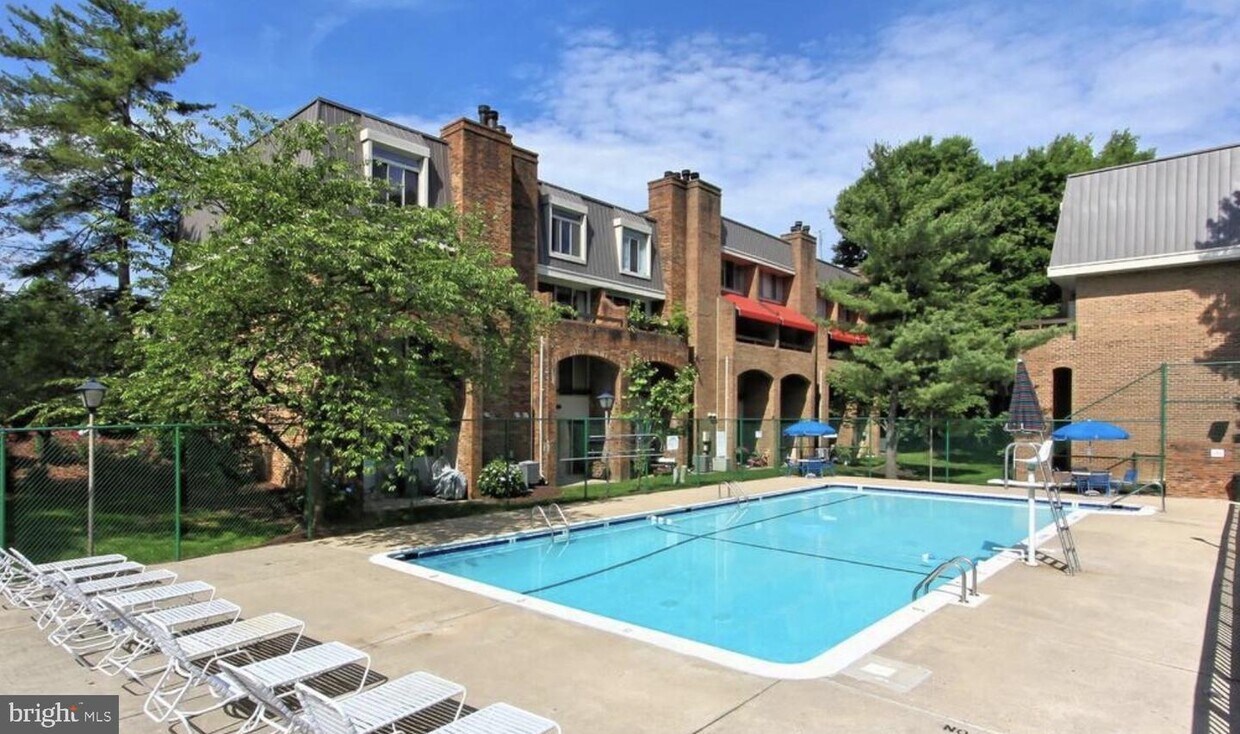 622 15th St S, Arlington, VA 22202 Townhouse for Rent in Arlington