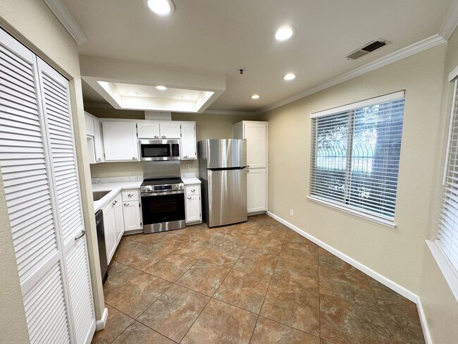 Foto del edificio - Perfect Shape Livermore Condo with many up...