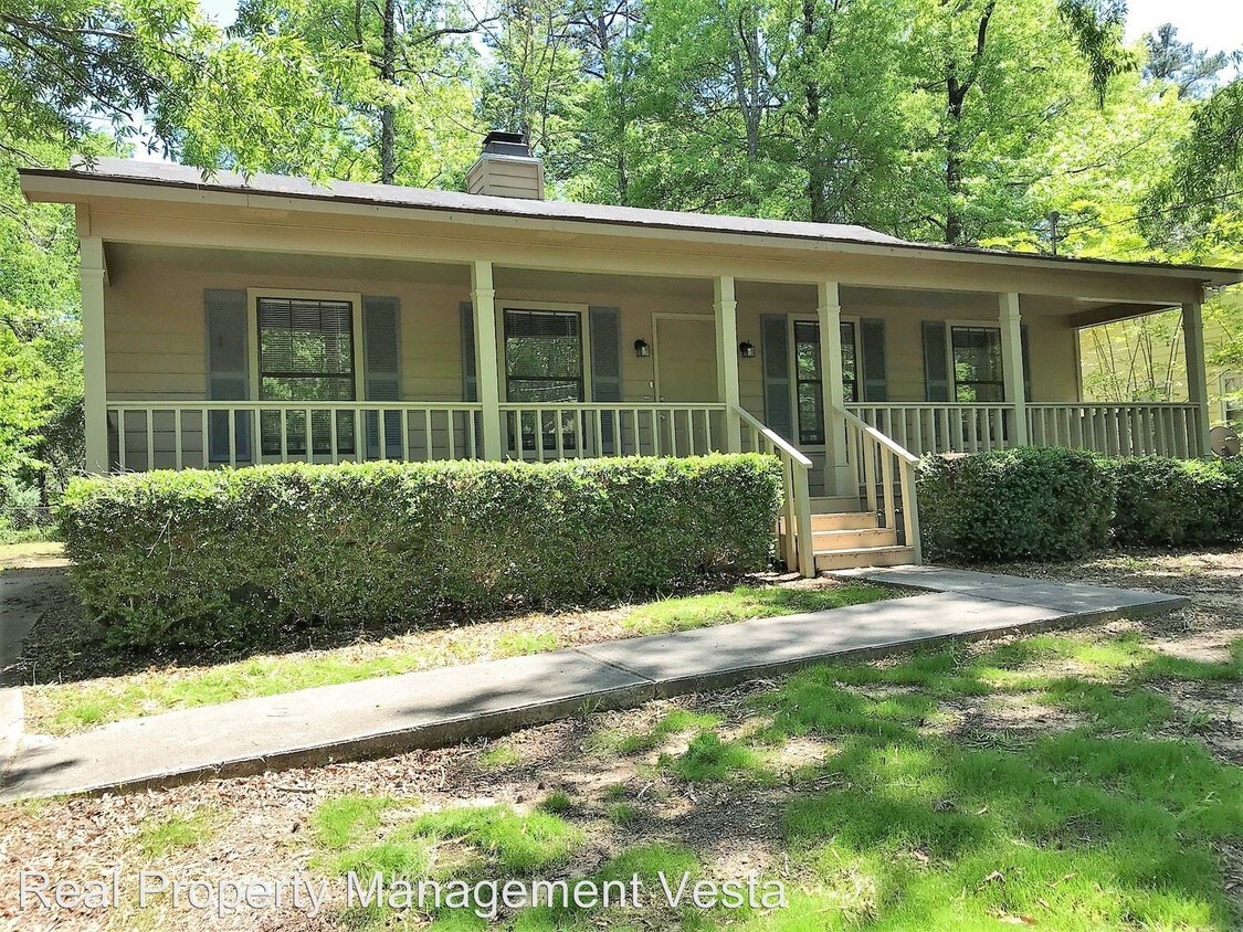 Primary Photo - 3 br, 2 bath House - 236 Edgewater Drive