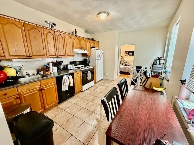 Photo - 47 N Margin St Apartment