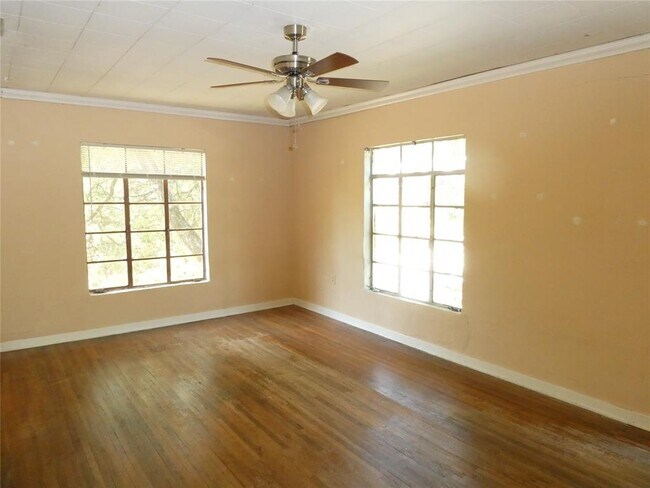 Foto del edificio - 4005 Maplewood Ave
