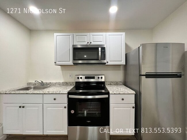 Photo - 1271 Nicholson St House